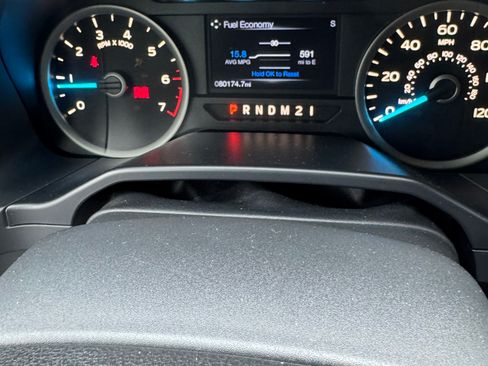 Used 2015 Ford F150 XLT w/ Equipment Group 302A Luxury image 8