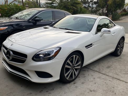 Used 2019 Mercedes-Benz SLC 300 300 Roadster 2D image 13