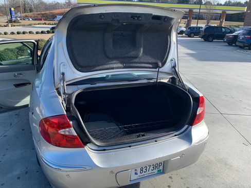 Used 2008 Buick LaCrosse CXL w/ Driver Confidence Package image 6