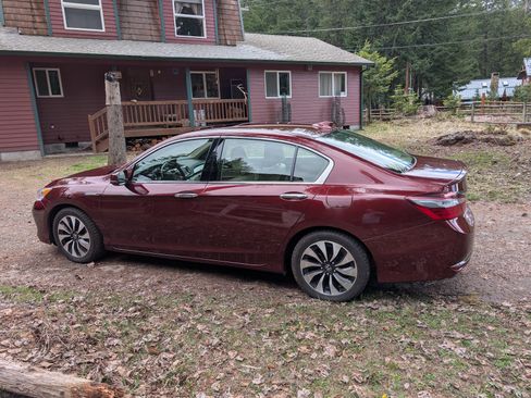 Used 2017 Honda Accord EX-L image 13