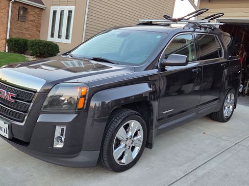 Used 2015 GMC Terrain SLT image 9