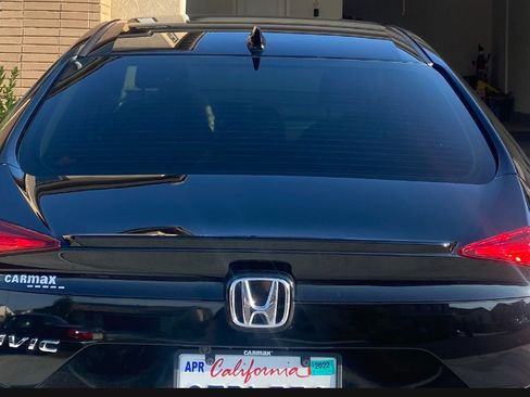 Used 2018 Honda Civic EX-T image 5