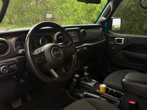 Used 2020 Jeep Wrangler Unlimited Sport S AWD/4WD image 12