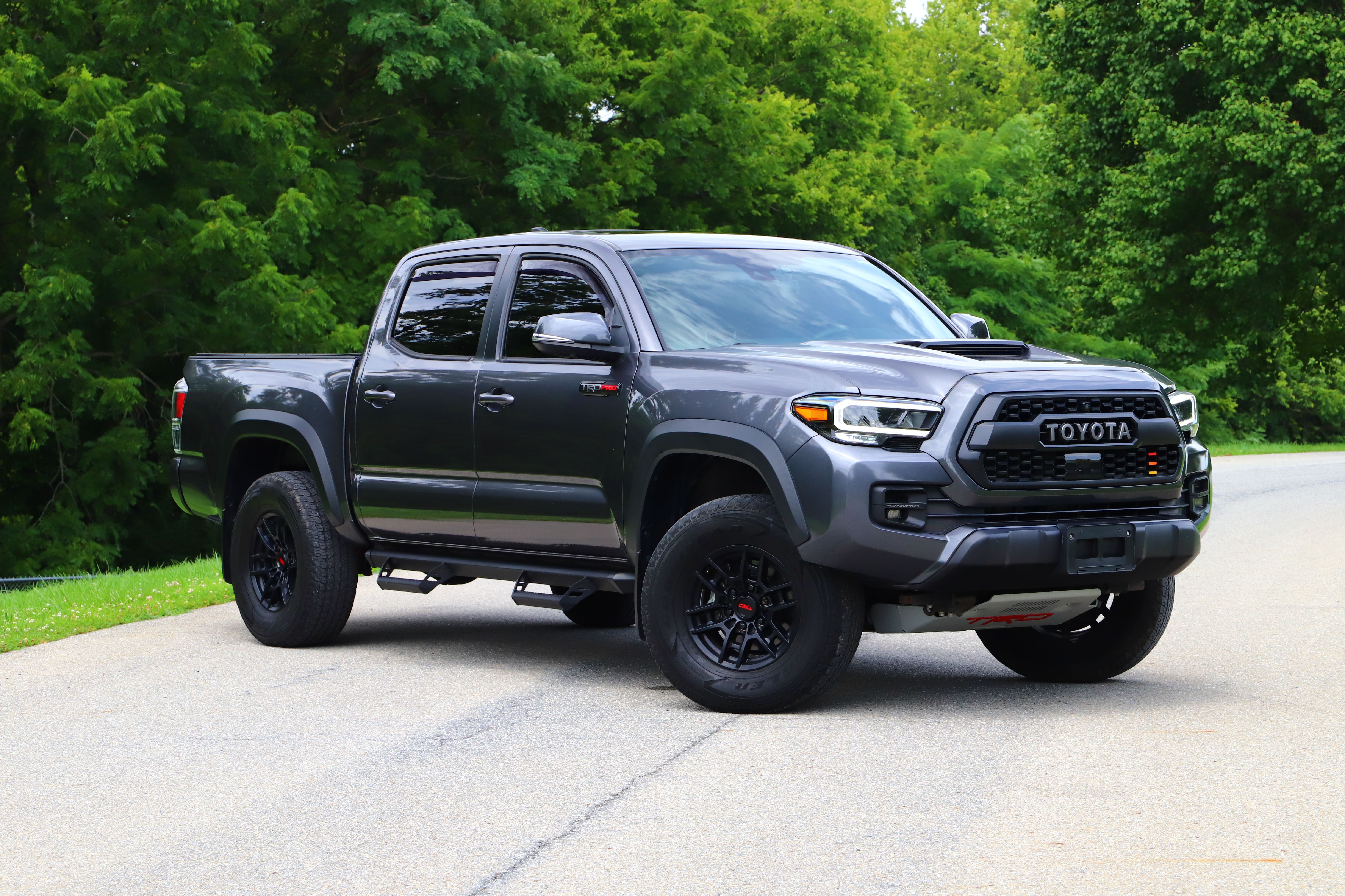Used 2021 Toyota Tacoma TRD Pro AWD/4WD image 1