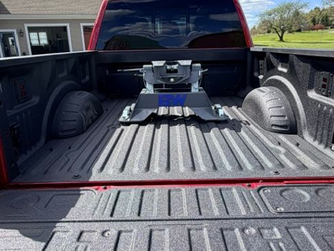 Used 2025 Ford F350 Platinum w/ Platinum Plus Package AWD/4WD image 6