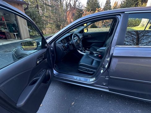 Used 2015 Honda Accord EX-L image 10