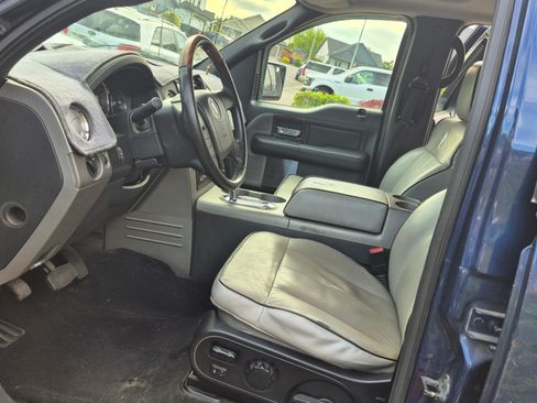 Used 2007 Lincoln Mark LT 4x4 image 8