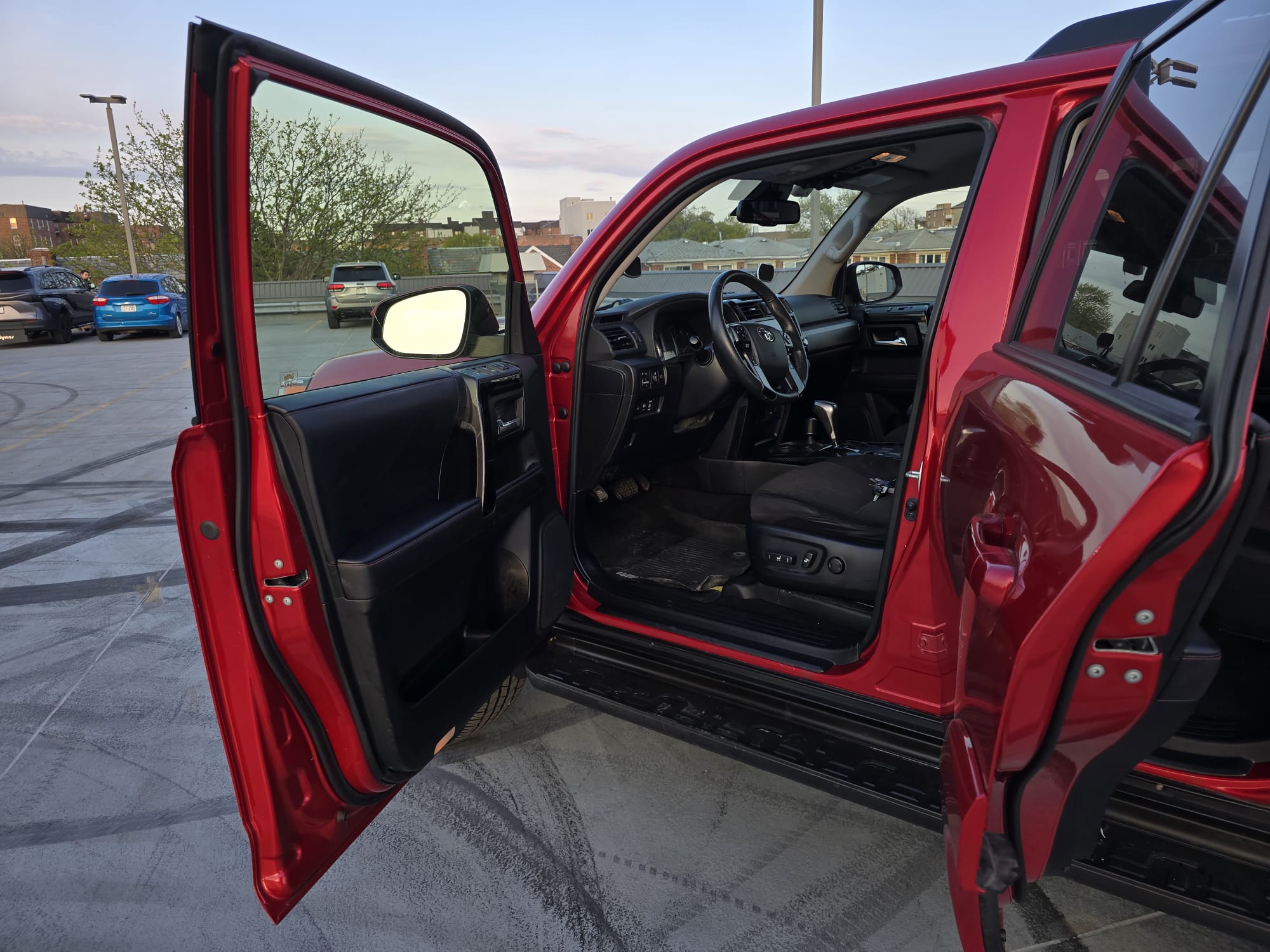 Used 2020 Toyota 4Runner TRD Off-Road AWD/4WD image 10