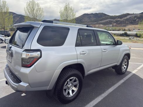 Used 2016 Toyota 4Runner Trail Premium AWD/4WD image 5