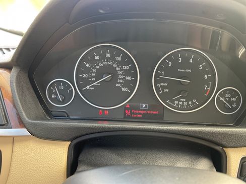 Used 2015 BMW 328i Sedan image 9