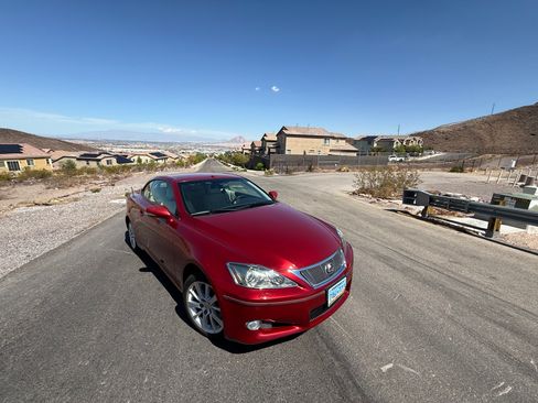 Used 2010 Lexus IS 250C image 11