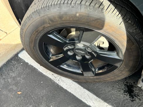 Used 2017 Chevrolet Tahoe LT w/ LT Midnight Edition image 8