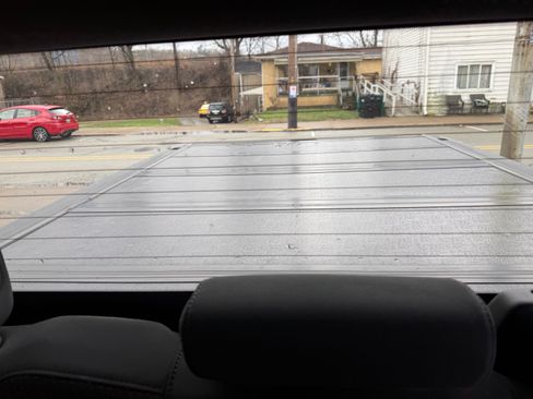 Used 2021 Chevrolet Silverado 2500 Custom w/ Custom Value Package image 10