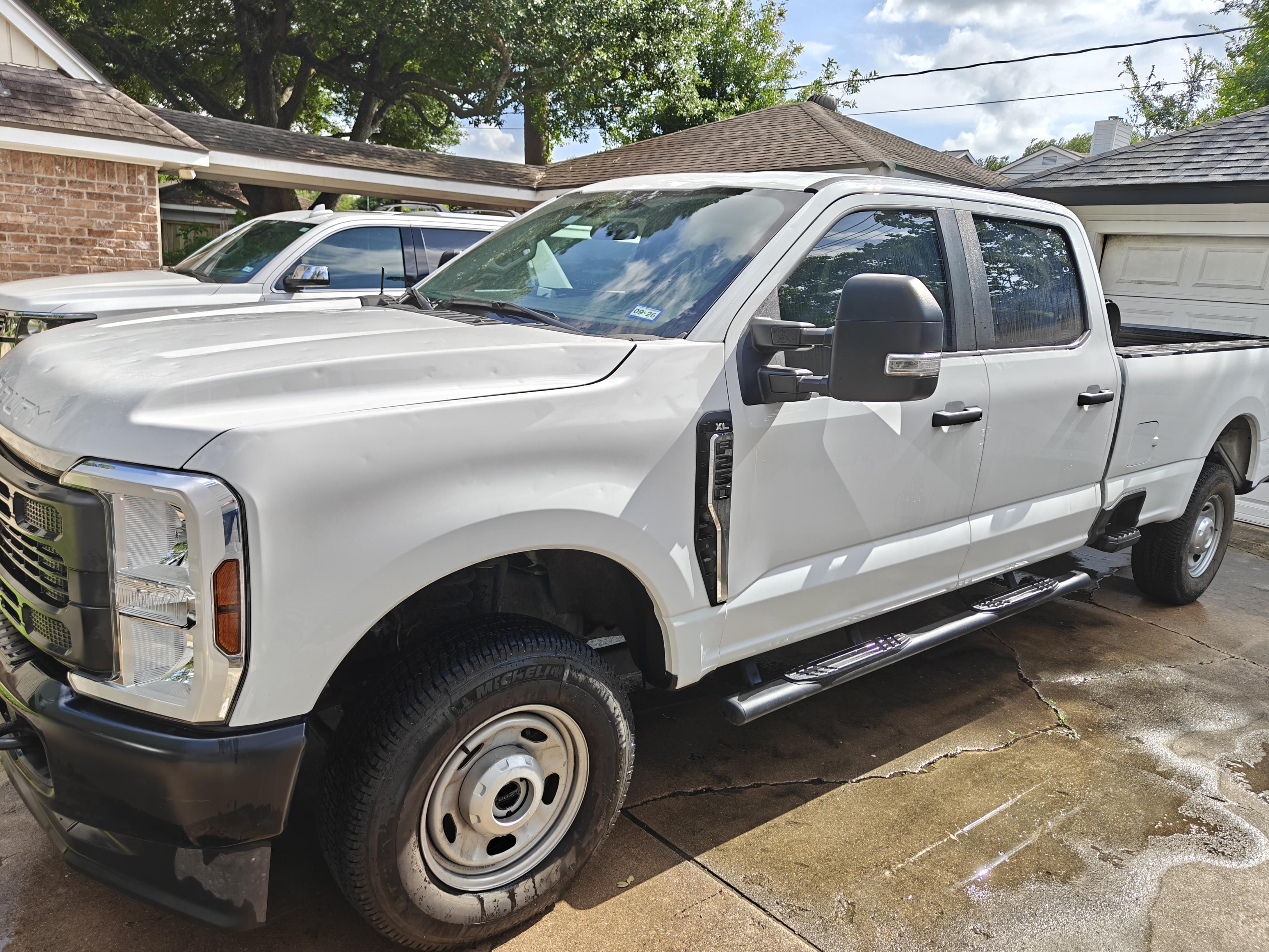 Used 2024 Ford F250 XL w/ FX4 Off-Road Package AWD/4WD image 5