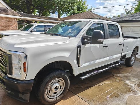 Used 2024 Ford F250 XL w/ FX4 Off-Road Package AWD/4WD image 5
