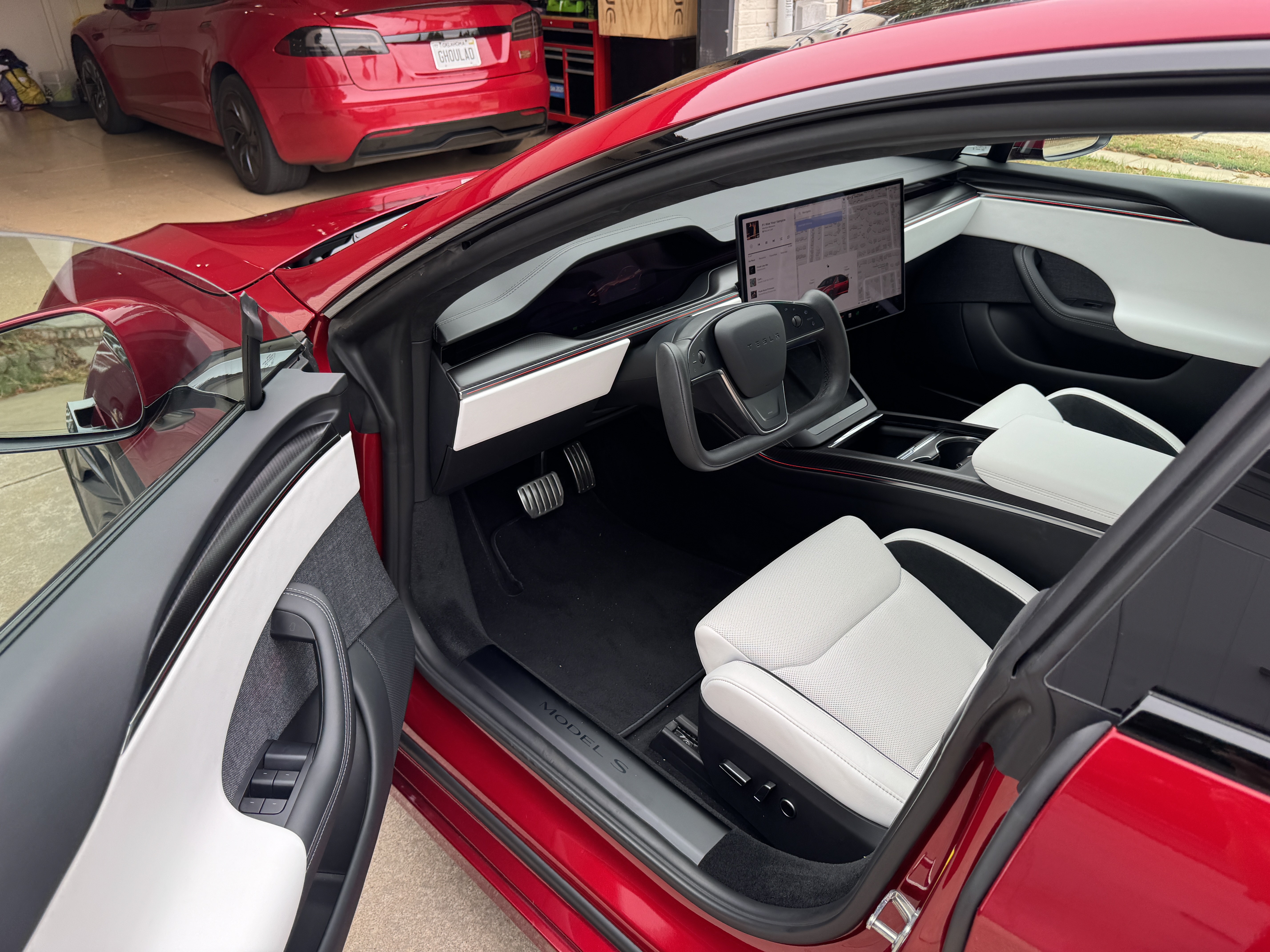 Used 2026 Tesla Model S Plaid AWD/4WD image 12