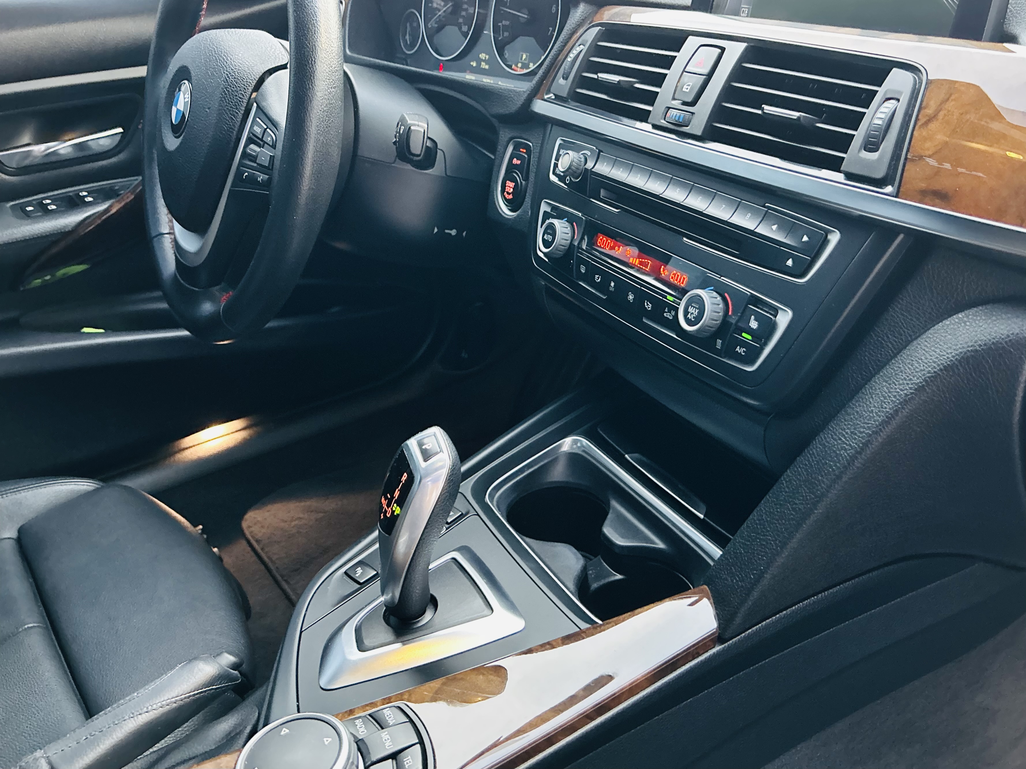 Used 2015 BMW 328i Sedan RWD image 17