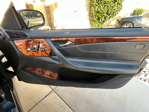 Used 2006 Mercedes-Benz CL 55 AMG image 9