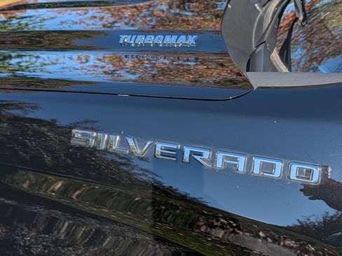 Used 2024 Chevrolet Silverado 1500 Custom image 13