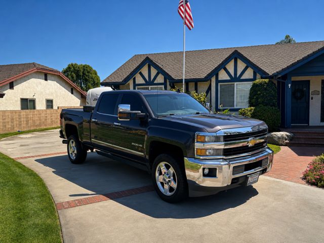 Used 2015 Chevrolet Silverado 2500 LTZ w/ Duramax Plus Package AWD/4WD image 1
