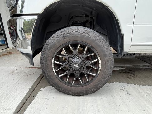 Used 2019 RAM 2500 Big Horn AWD/4WD image 5