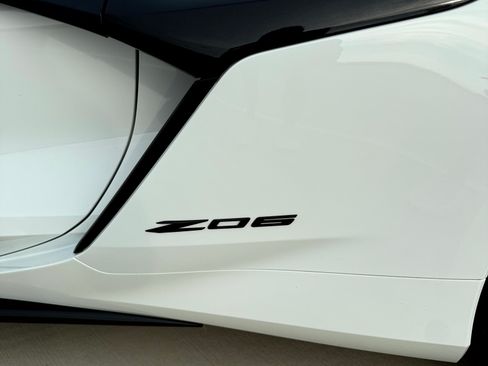 Used 2025 Chevrolet Corvette Z06 w/ Z07 Performance Package image 15