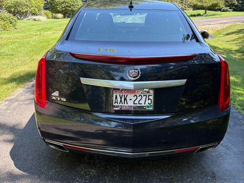 Used 2013 Cadillac XTS Premium FWD image 4