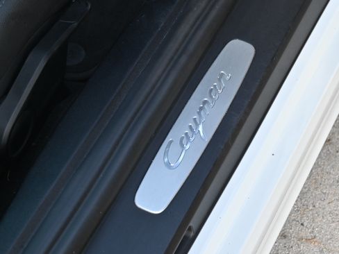 Used 2014 Porsche Cayman RWD image 30