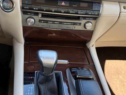 Used 2015 Lexus LS 460 460 Crafted Line Sedan 4D image 6