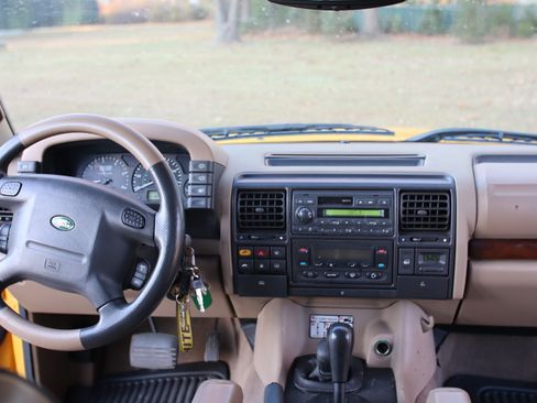Used 1999 Land Rover Discovery Series II image 11