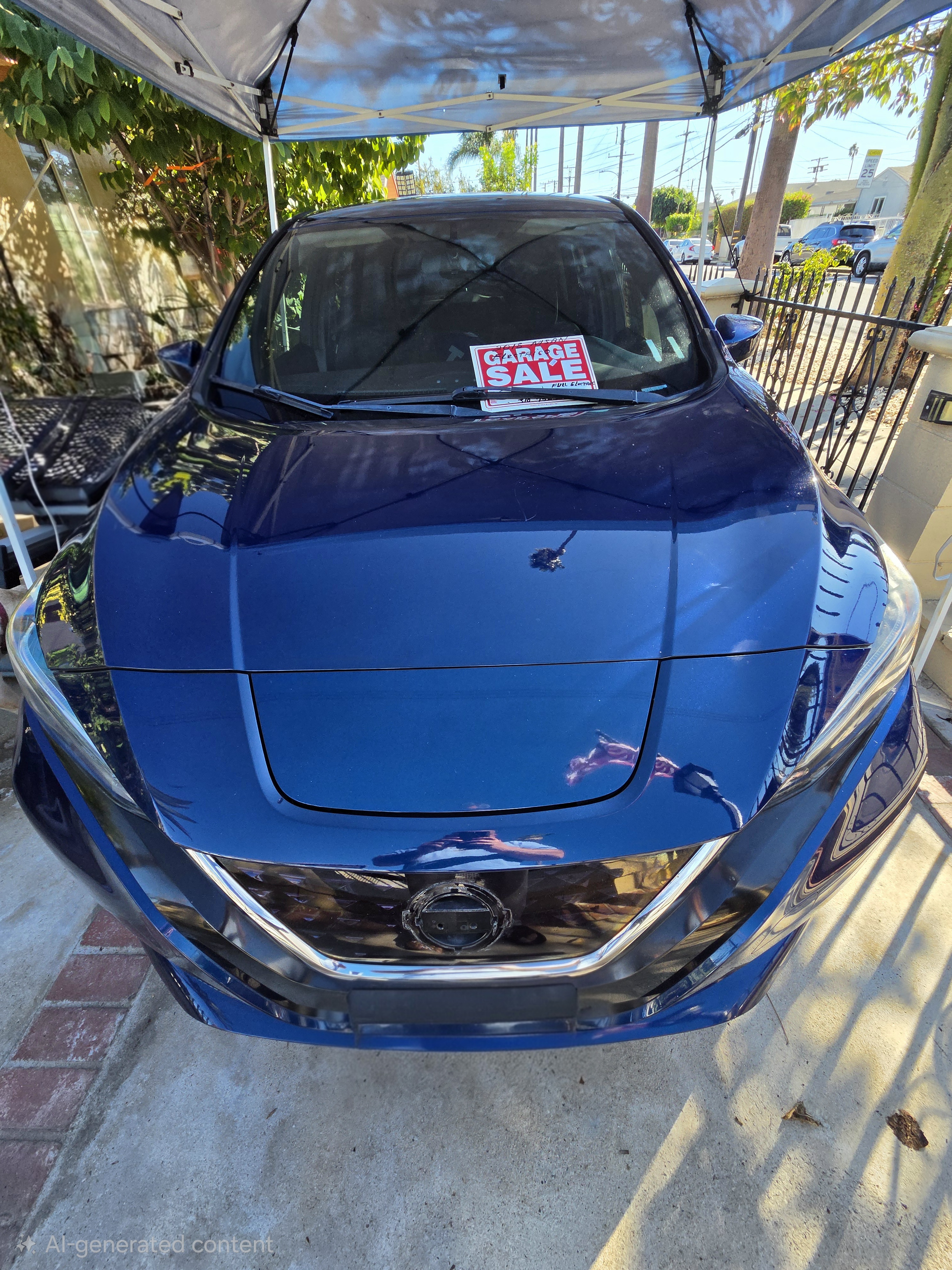 Used 2018 Nissan Leaf S w/ S Charge Package FWD image 2