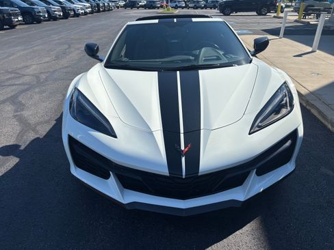 Used 2023 Chevrolet Corvette Z06 image 9