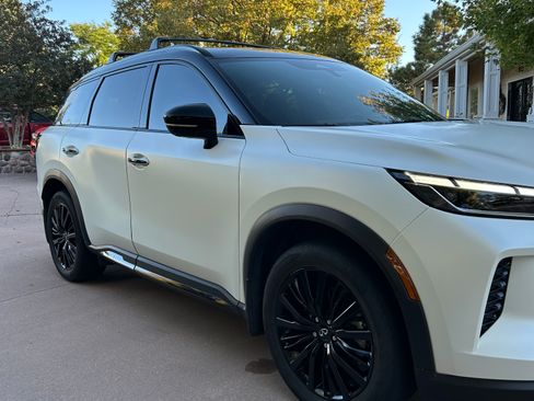 Used 2023 INFINITI QX60 Autograph w/ Cargo Package image 10