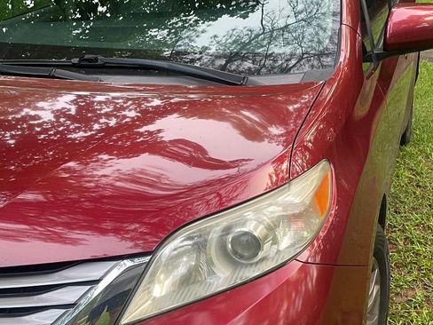 Used 2017 Toyota Sienna XLE Premium FWD image 1