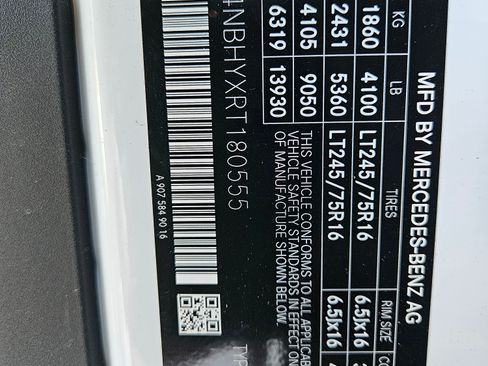 Used 2024 Mercedes-Benz Sprinter 2500 image 22