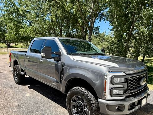Used 2024 Ford F350 Lariat w/ Lariat Ultimate Package AWD/4WD image 9