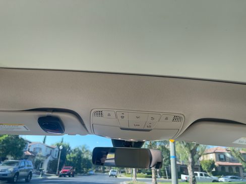 Used 2021 Mercedes-Benz C 300 Sedan image 28