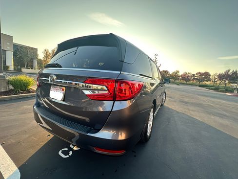 Used 2019 Honda Odyssey LX image 9