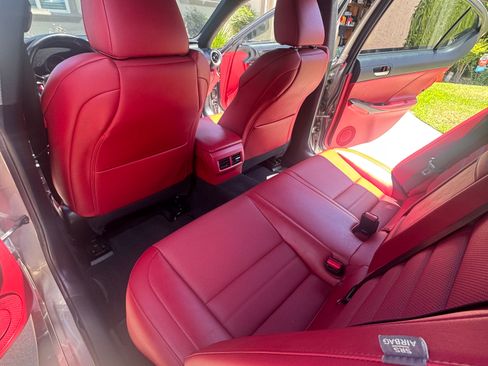 Used 2021 Lexus IS 350 F Sport RWD image 19