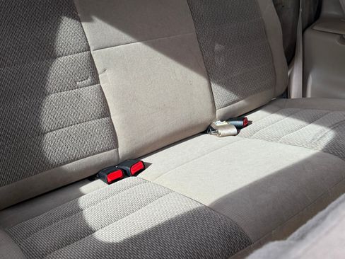 Used 2002 Ford Excursion XLT AWD/4WD image 18