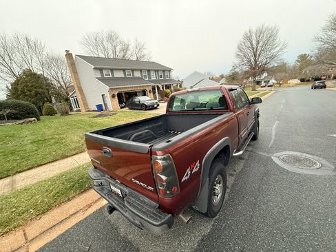 Used 2003 Chevrolet Silverado 2500 LS w/ Snow Plow Prep Package image 8
