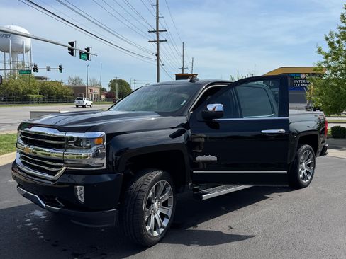 Used 2018 Chevrolet Silverado 1500 High Country image 6