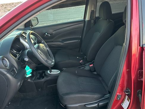 Used 2019 Nissan Versa SV image 8