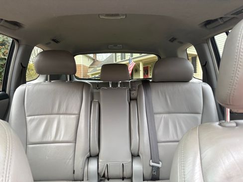 Used 2008 Toyota Highlander Sport image 16