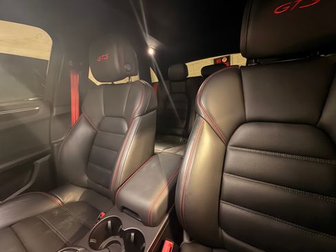 Used 2022 Porsche Macan GTS AWD/4WD image 11