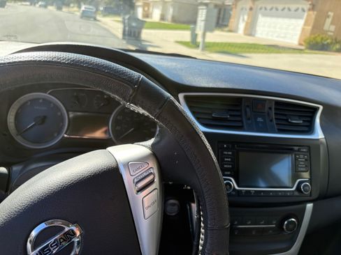 Used 2015 Nissan Sentra SR image 14