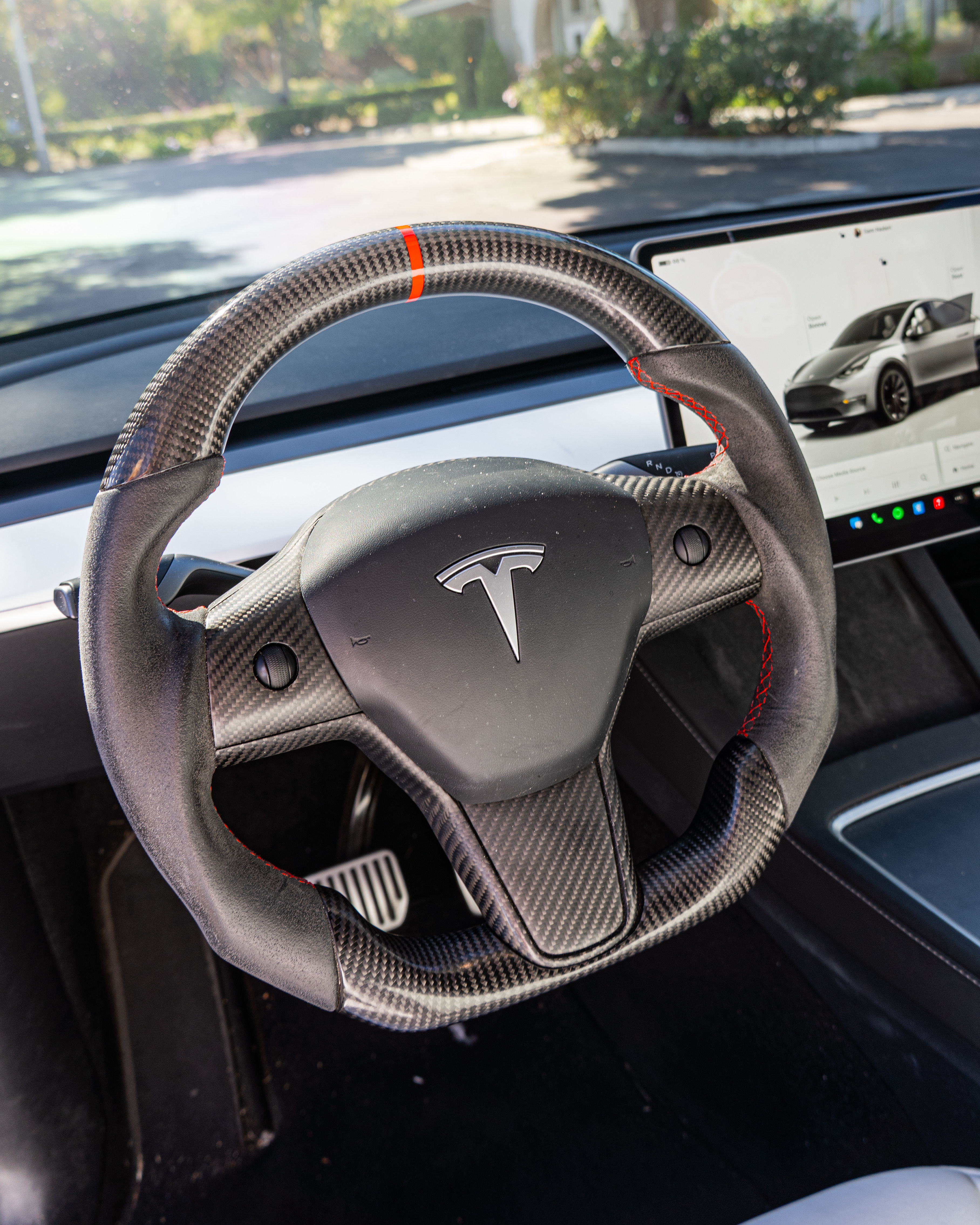 Used 2025 Tesla Model Y Long Range AWD/4WD image 6