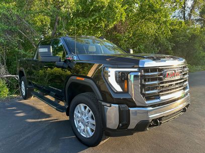 Used 2024 GMC Sierra 3500 SLE w/ SLE Value Package