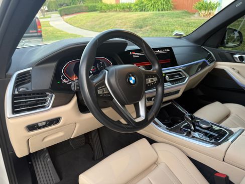 Used 2022 BMW X5 xDrive40i AWD/4WD image 8