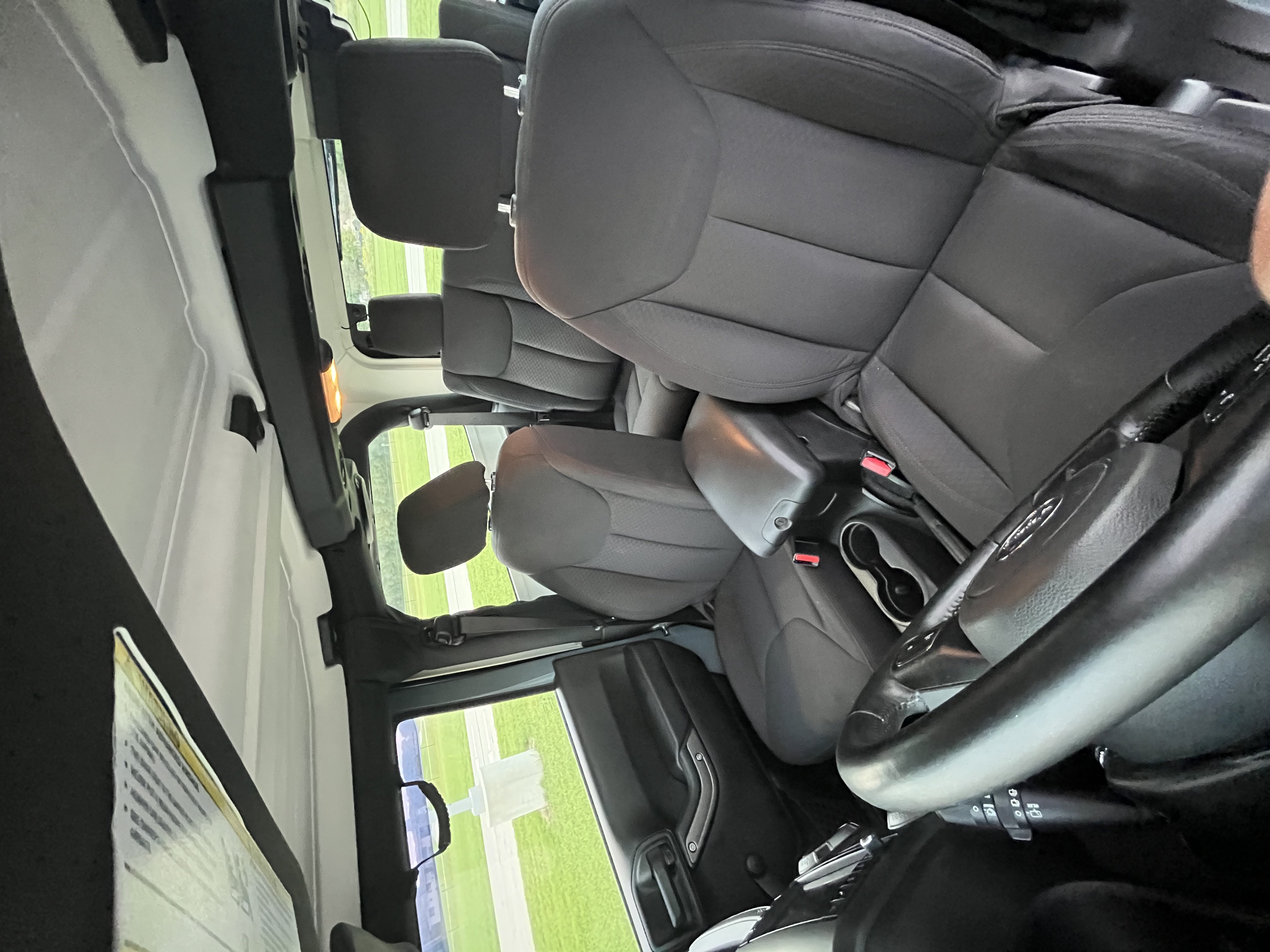 Used 2014 Jeep Wrangler Sport w/ Connectivity Group AWD/4WD image 17